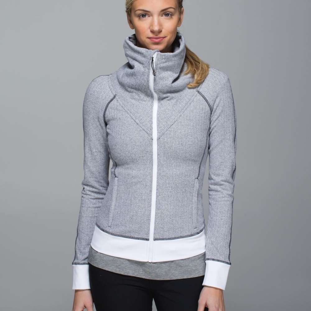 Lululemon Be Present Jacket